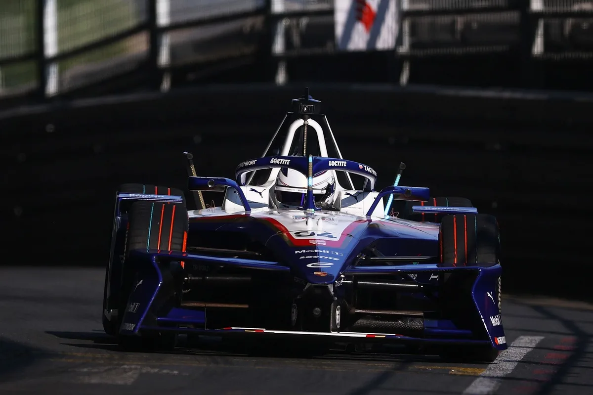 Wehrlein lidera el campeonato tras dominar la primera carrera en Londres