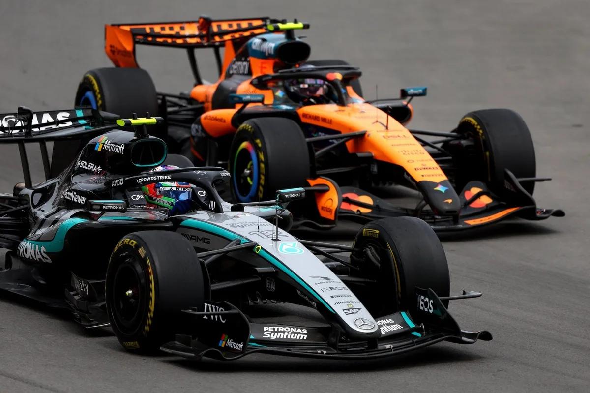 McLaren enfrenta desafíos técnicos con motor Mercedes en la temporada 2026 de F1