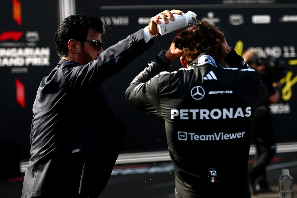 Mercedes reveló cómo protegió a Antonelli en su debut en la Fórmula 1