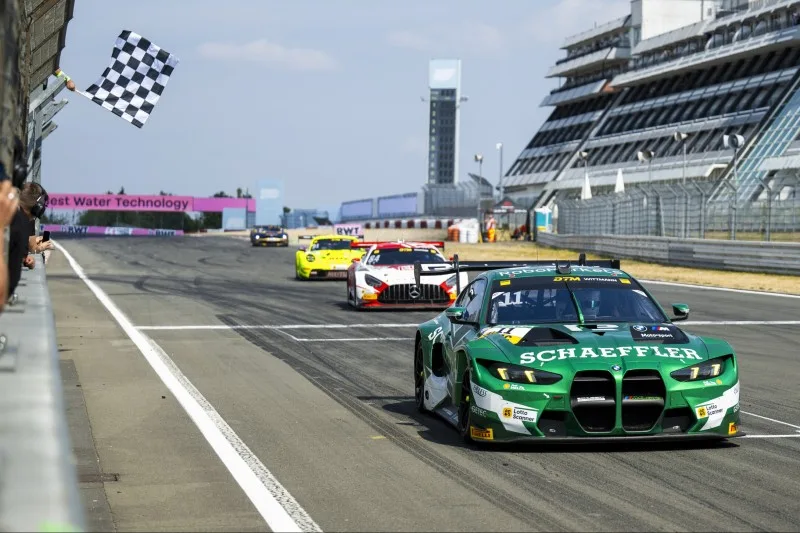 Wittmann domina en Nurburgring: victoria estratégica en el DTM
