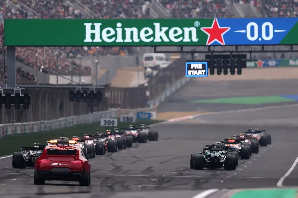 La F1 mantiene su procedimiento de salida pese a debate sobre seguridad