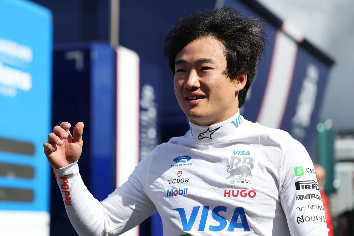 Tsunoda regresa a la F1: la sorpresa que recibió en vacaciones