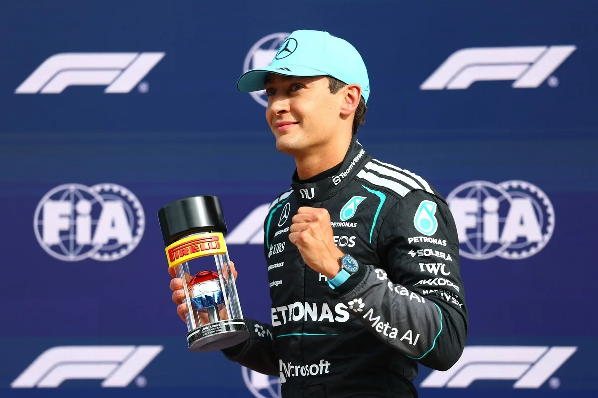 Russell recupera confianza con pole en Zandvoort tras pausa estival