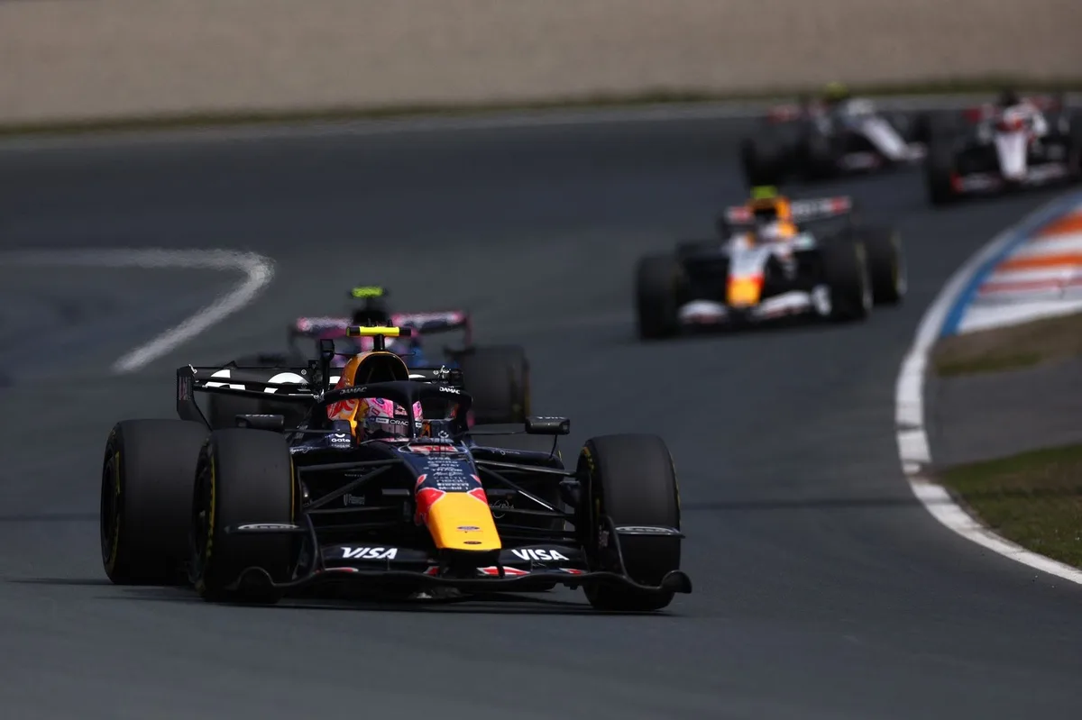 Verstappen cree que los autos modernos facilitan el rendimiento de los pilotos