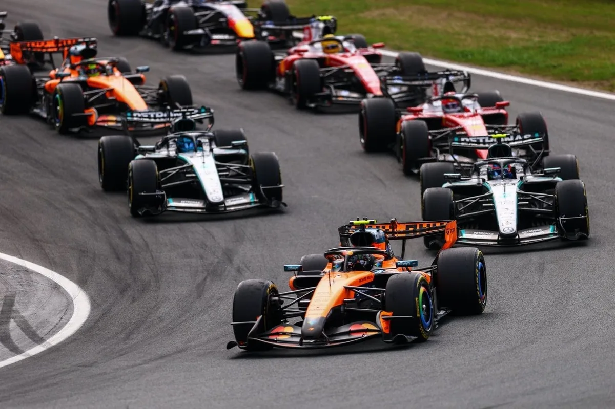 McLaren domina en Zandvoort: Norris se consolida en la lucha por el mundial