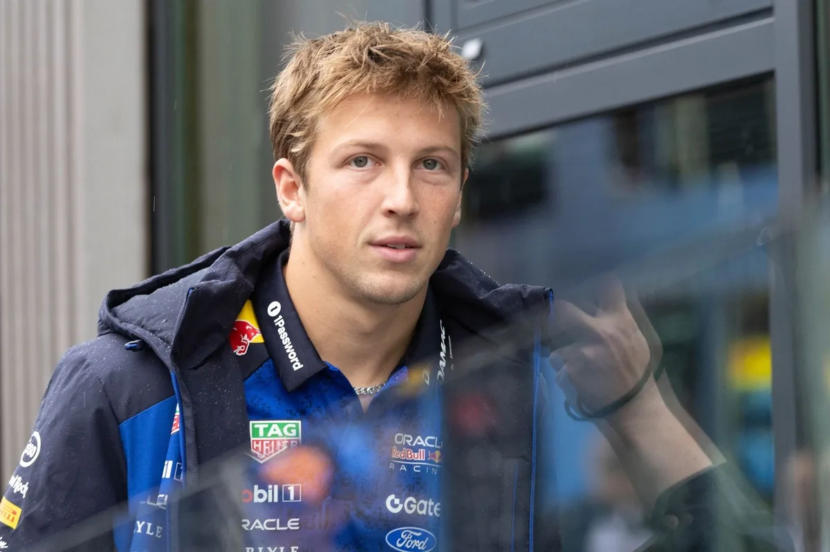 Lawson brinda buen desempeño en Zandvoort pese a las limitaciones del equipo