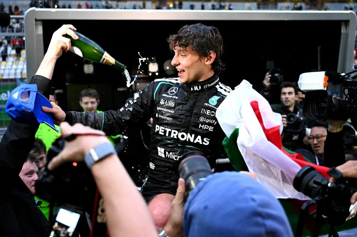 Kimi Antonelli guardará el trofeo original de su primer triunfo en F1