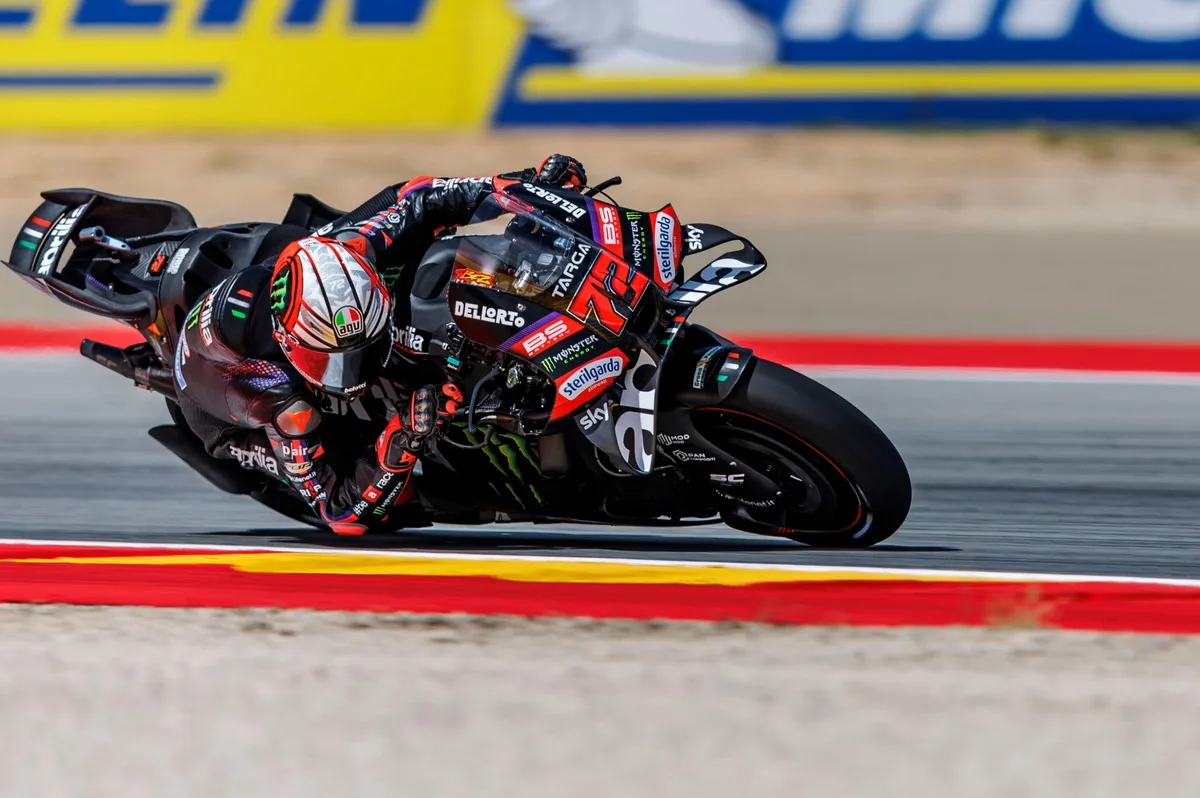 Bezzecchi domina los entrenamientos libres en Aragón con nuevo récord de pista