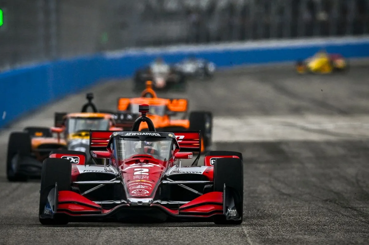 IndyCar en Milwaukee: reprograman carrera por condiciones climáticas adversas