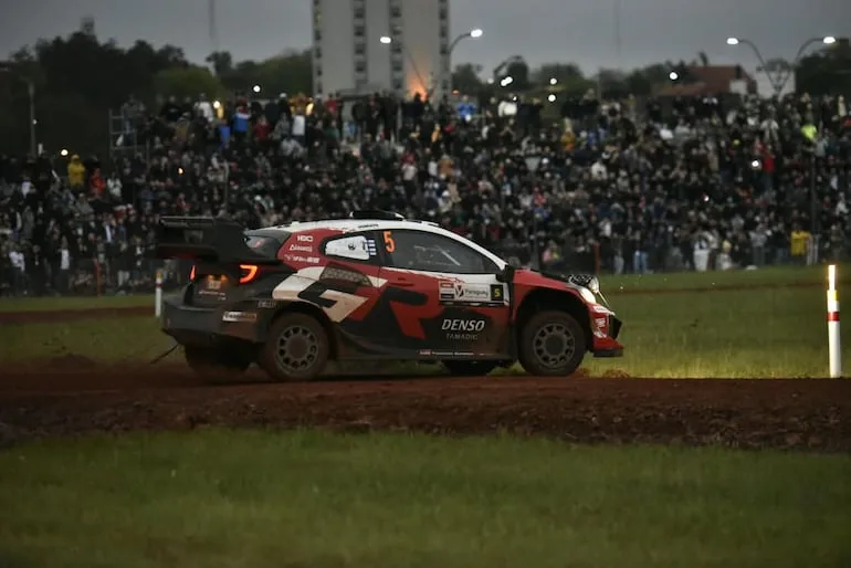 Pajari lidera el Rally del Paraguay 2026 a falta de la etapa decisiva