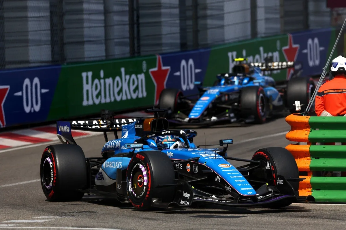 Sainz analiza cómo las nuevas reglas de F1 impactan en el rendimiento de los pilotos