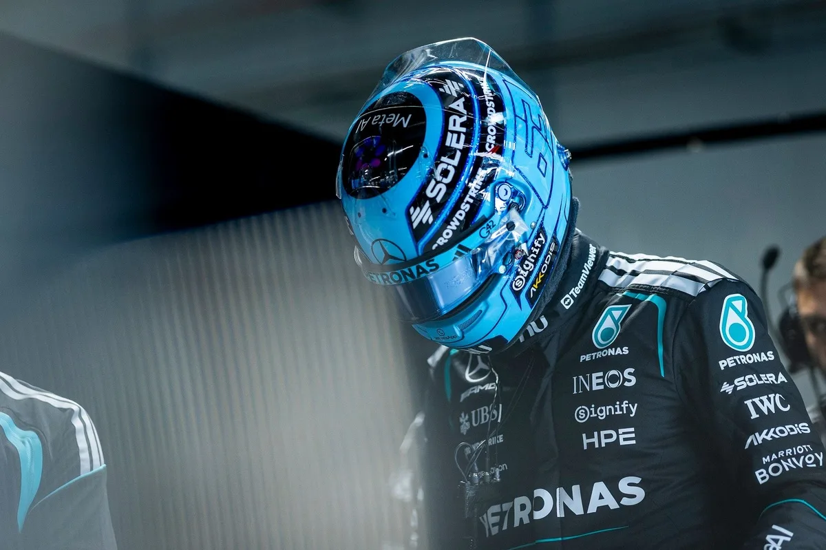 Russell reconoce que sus opciones en F1 2026 son "extremadamente improbables"