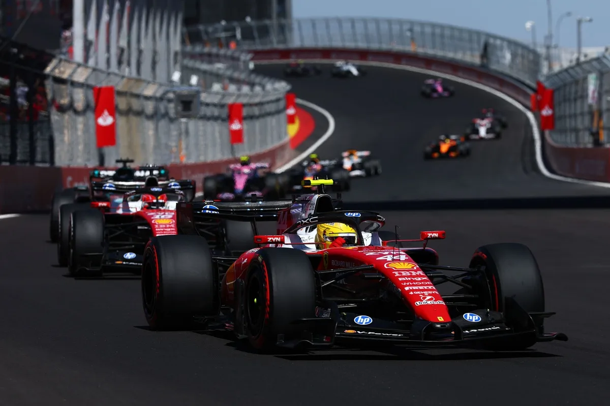 Vasseur niega que Ferrari usara estrategias diferentes para separar a Leclerc y Hamilton