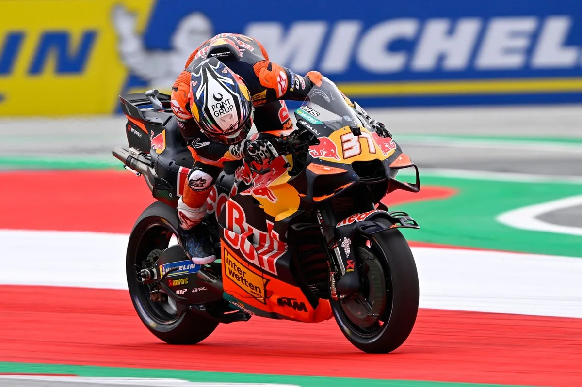 KTM busca su primer triunfo en el circuito de Spielberg con Acosta y Espargaró