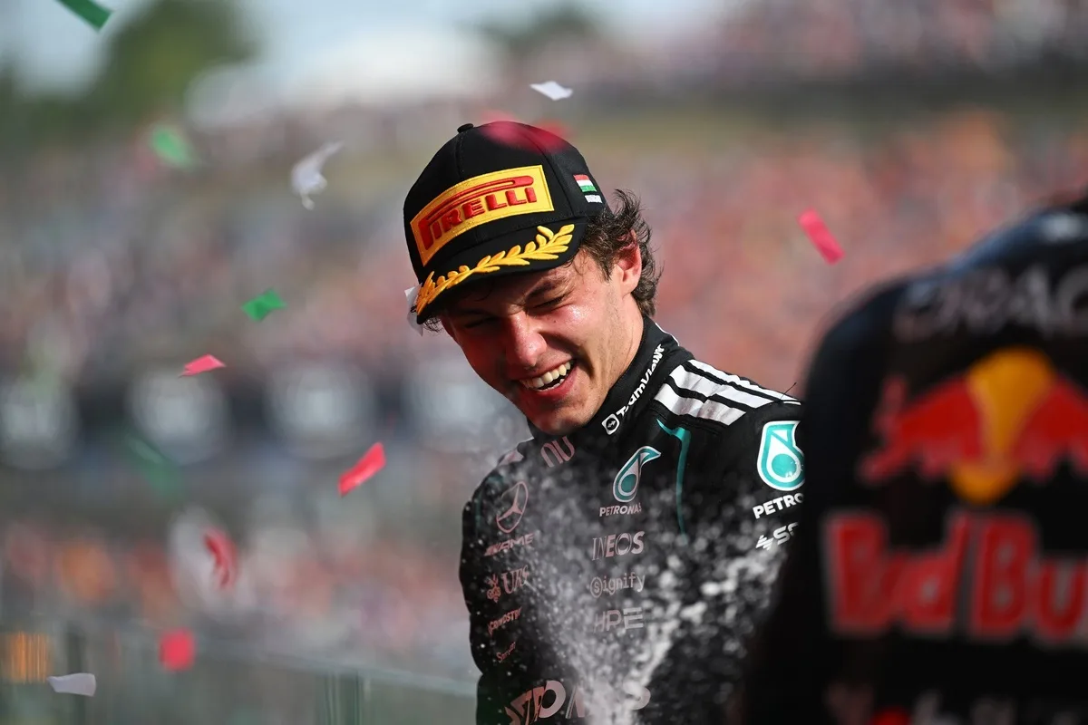 Antonelli podría enfrentar presión en F1 2026 si McLaren y Ferrari mejoran