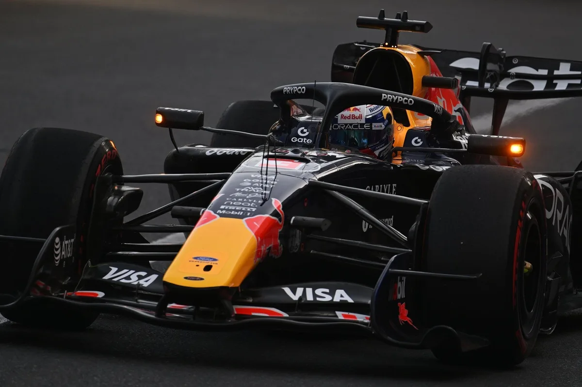 Red Bull optimiza su monoplaza en Bakú y Verstappen muestra su potencial