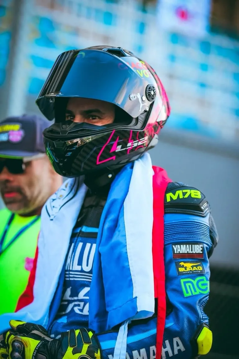 Pilotos paraguayos buscan brillar en competencias de motociclismo en Brasil