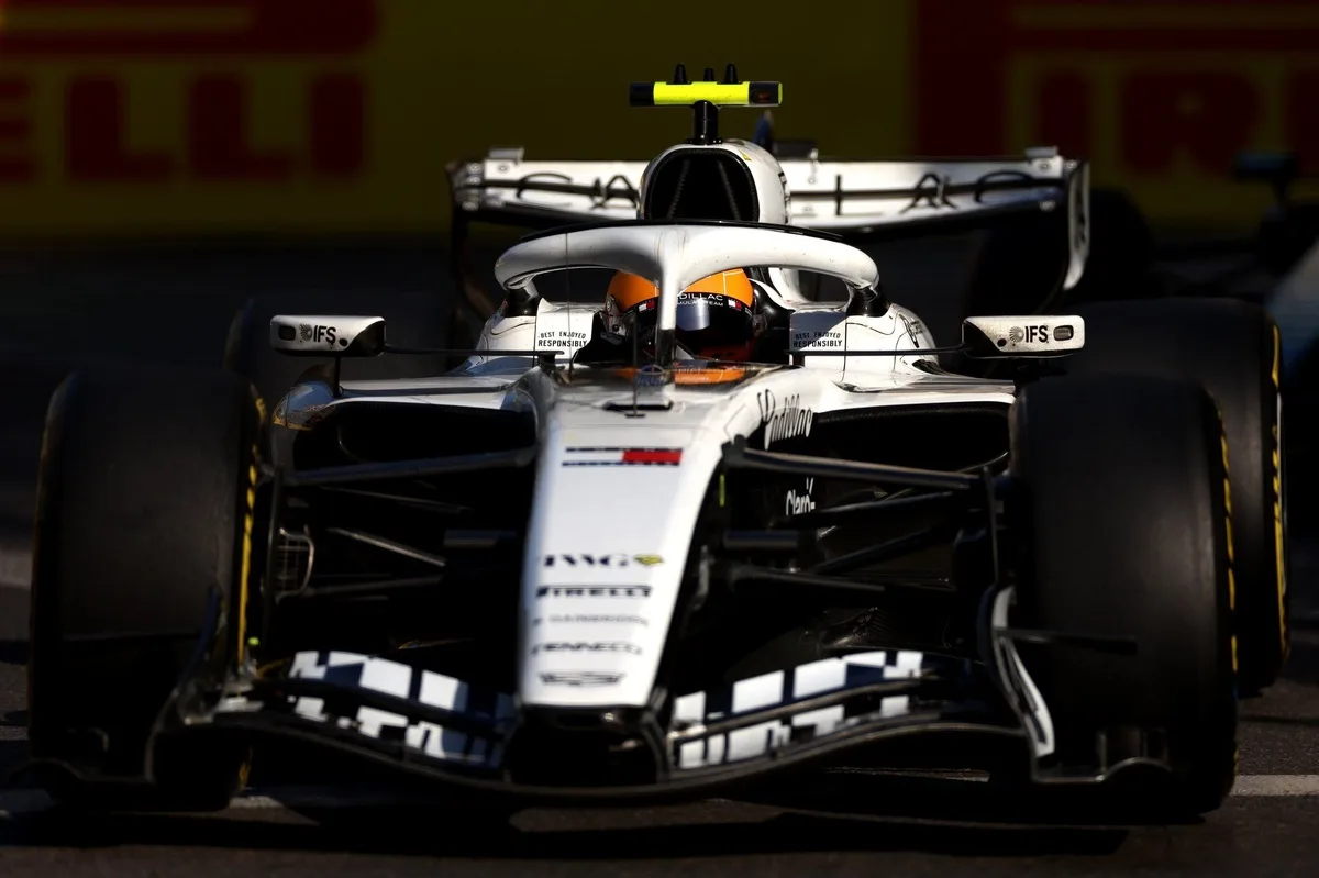 Diferencia abismal en Bakú: Pérez domina mientras Bottas lucha en la F1 2026