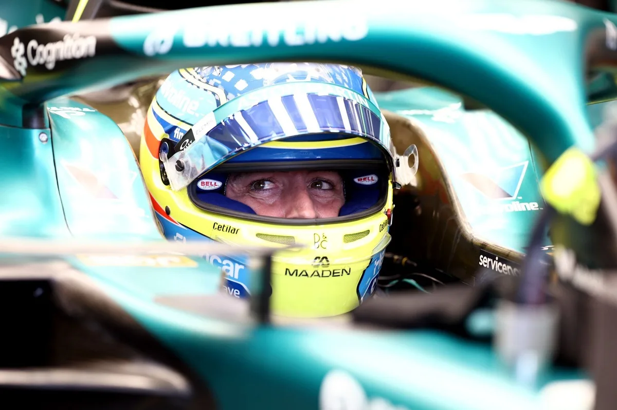 Fernando Alonso confirma su continuidad en Aston Martin hasta 2027