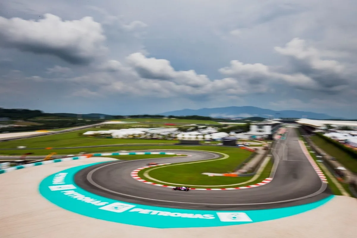 Fórmula 1 regresa a Sepang: horarios de entrenamientos libres del GP de Bahrein