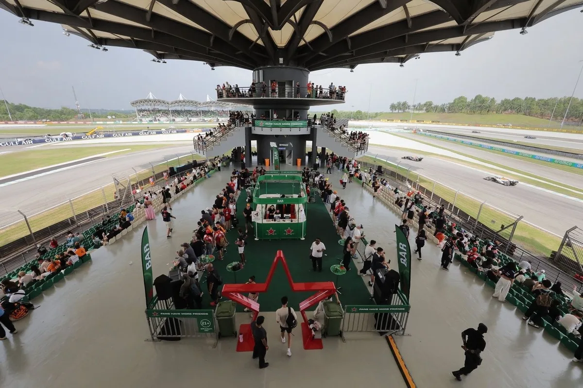 Sepang sorprende a equipos de F1 con condiciones impredecibles en entrenamientos