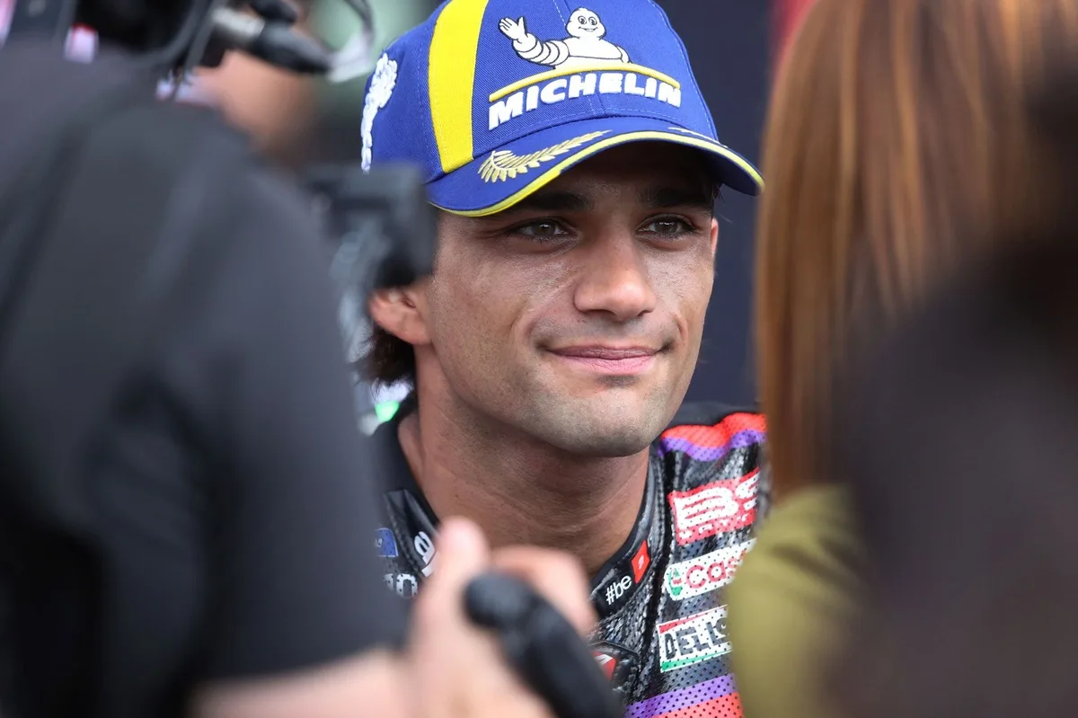 Martín domina clasificación pero sufre en la carrera de Motegi