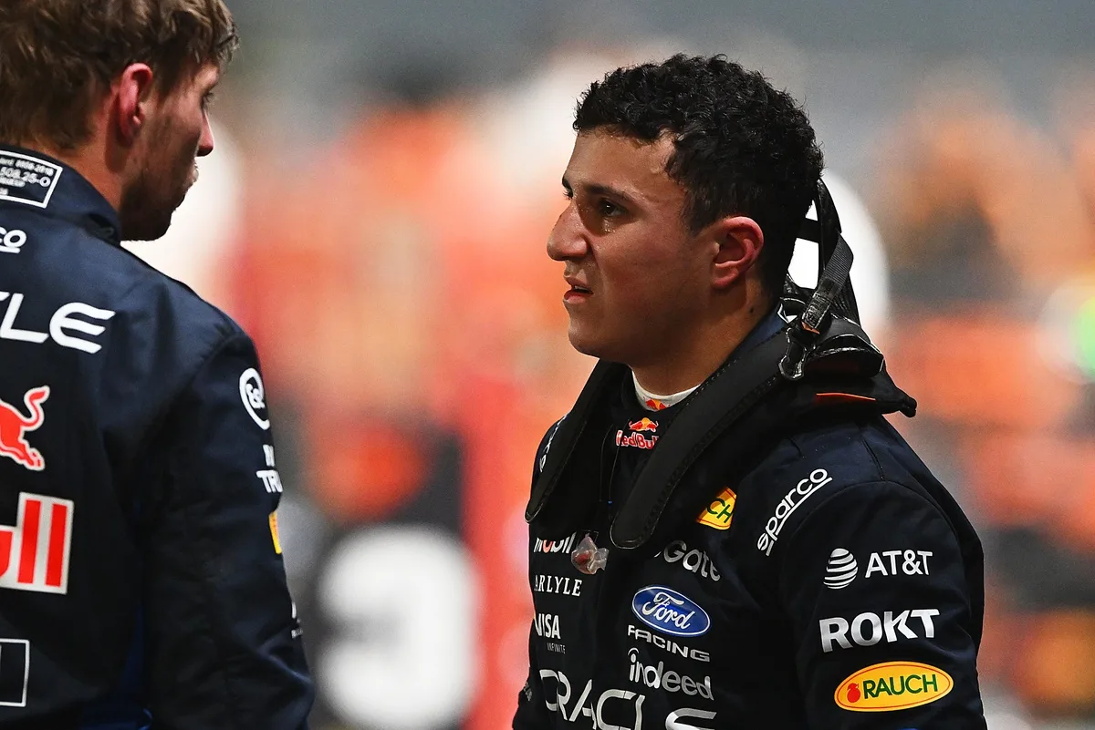 Hadjar enfrenta desafíos técnicos en el Red Bull durante el GP de Singapur