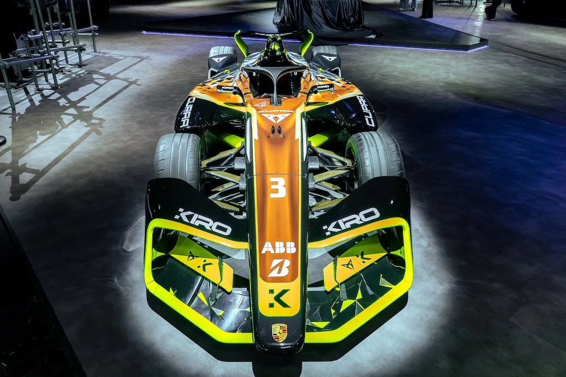 Cupra Kiro presenta su nuevo equipo y diseño para la temporada 2027 de Fórmula E