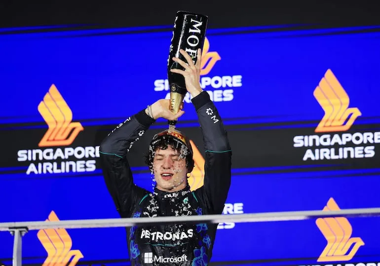 Antonelli consolida su dominio en F1 con tercer lugar en Singapur