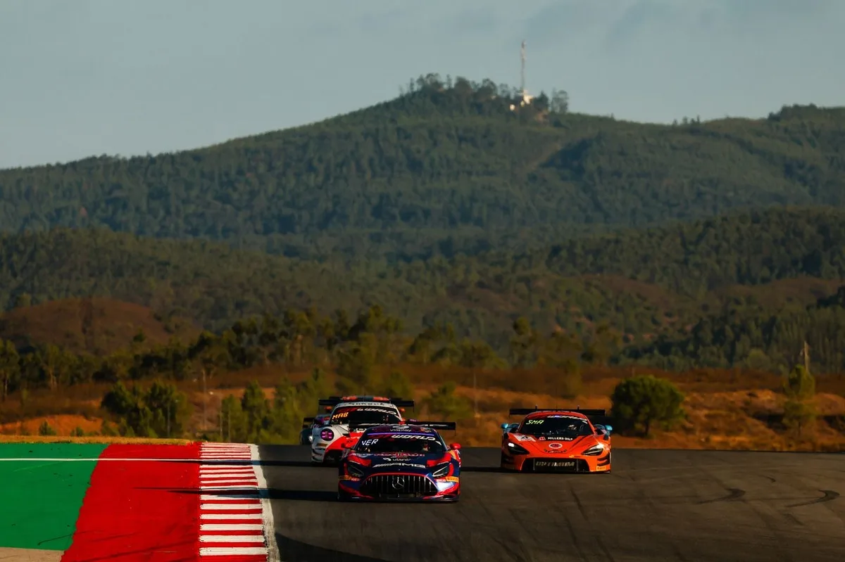 Verstappen lejos de la pole en el cierre de la Endurance Cup europea