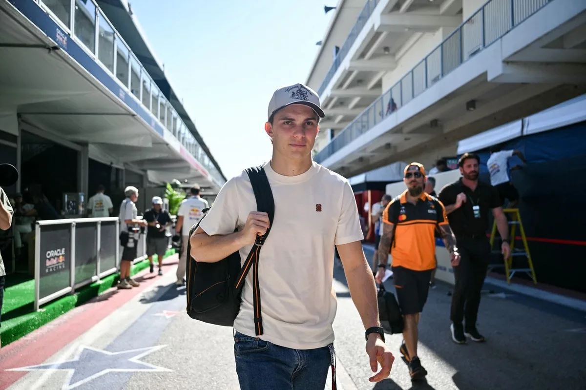 Piastri busca recuperar su nivel en McLaren tras temporada difícil