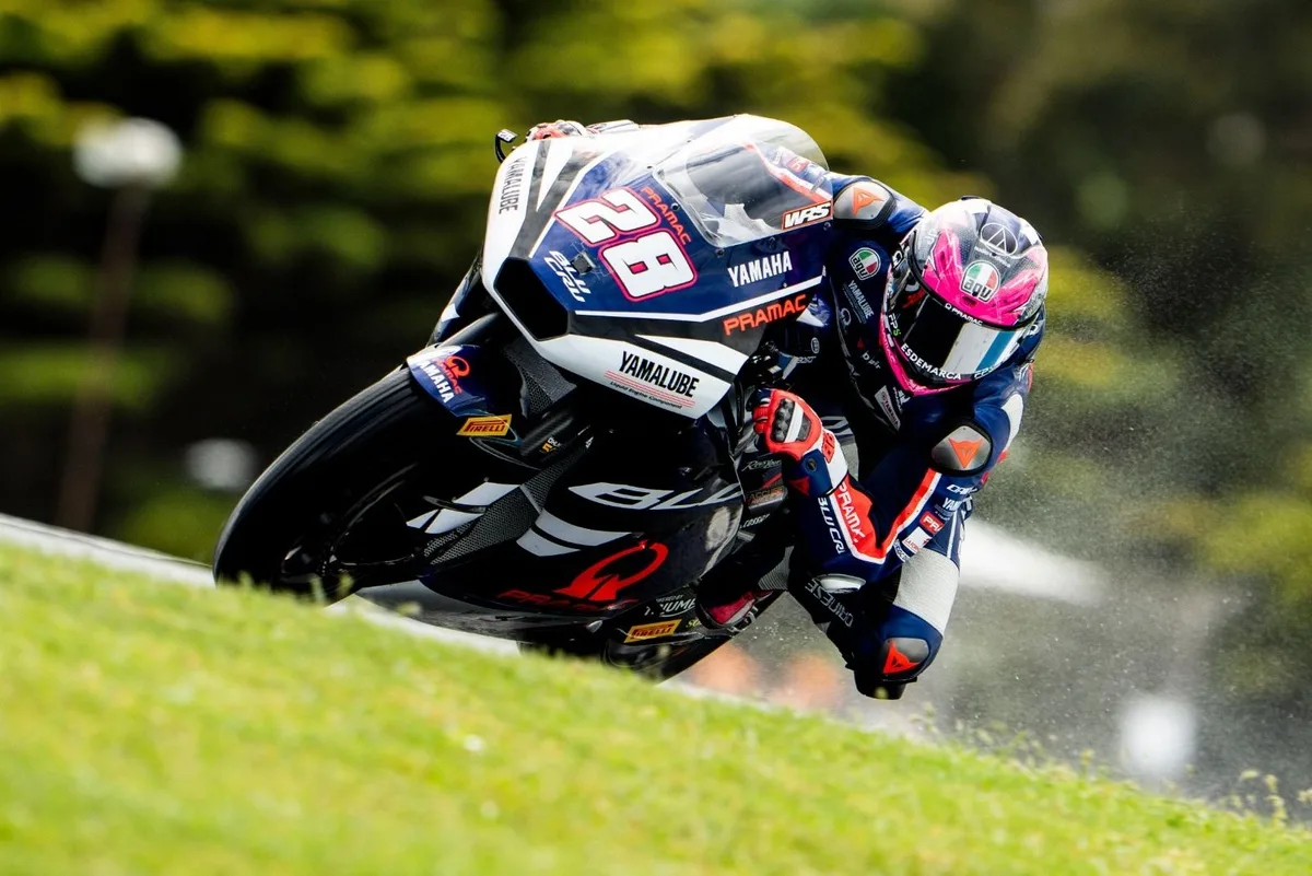 Guevara domina Sepang mientras González se recupera de caída en Moto2