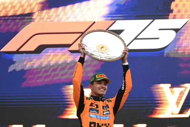 Lando Norris Triunfa en un Caótico Gran Premio de Australia, Max Verstappen Segundo